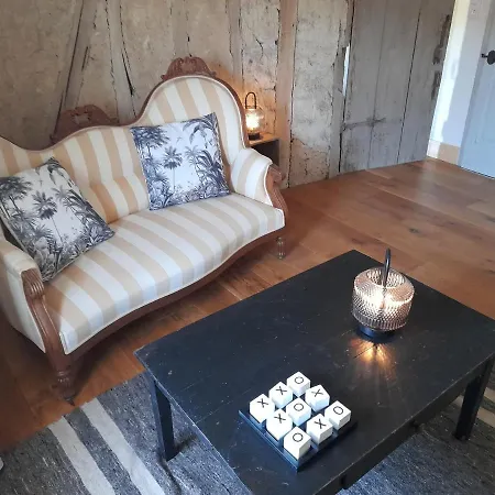 Le Clos De L Agneau Bed & Breakfast *