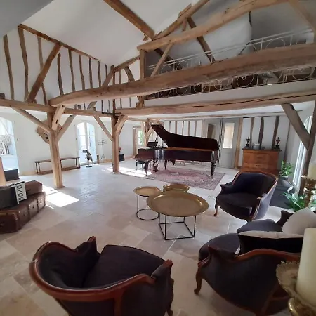 Le Clos De L Agneau Bed & Breakfast Saint-Amand-sur-Fion