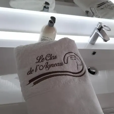 Le Clos De L Agneau 3*