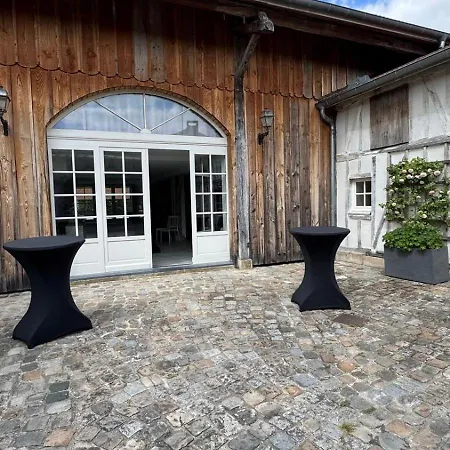 Le Clos De L Agneau 3* Saint-Amand-sur-Fion