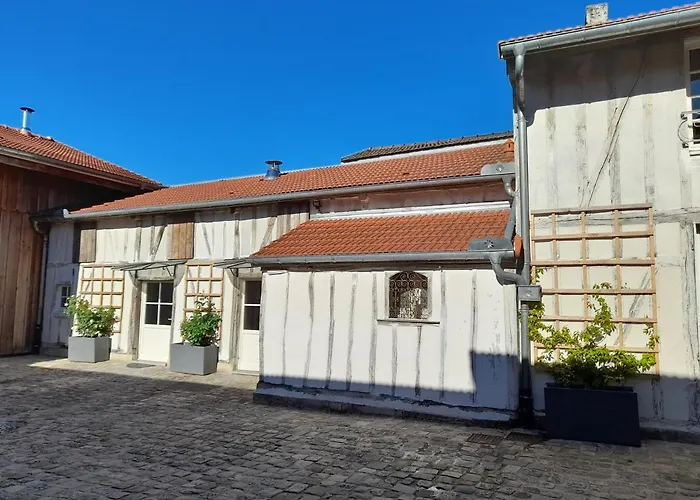 Le Clos De L Agneau לינה וארוחת בוקר