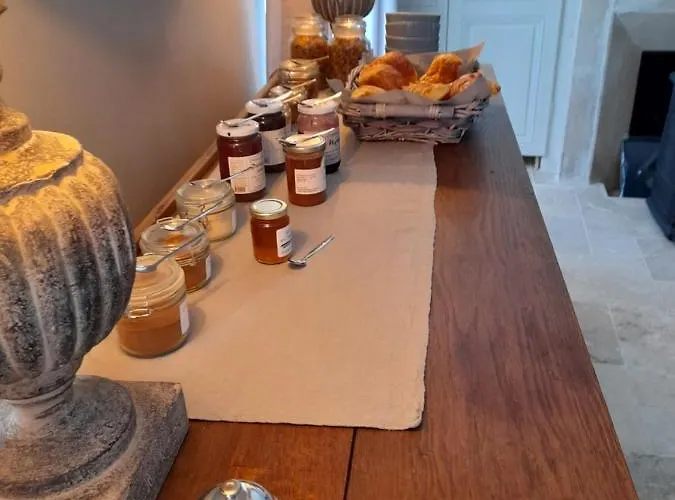 Le Clos De L Agneau 3* Saint-Amand-sur-Fion