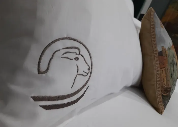 Le Clos De L Agneau Saint-Amand-sur-Fion