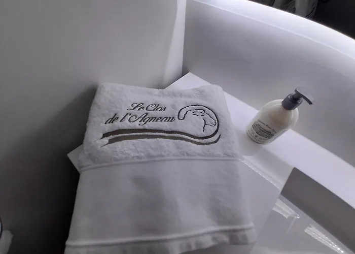 Le Clos De L Agneau Frühstückspension