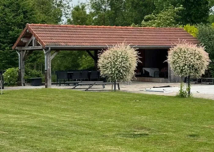 Le Clos De L Agneau Frühstückspension