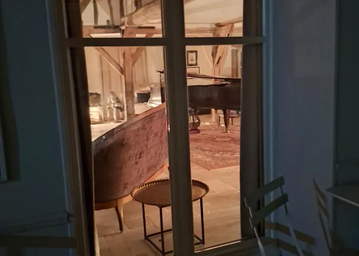 Le Clos De L Agneau 3* Saint-Amand-sur-Fion